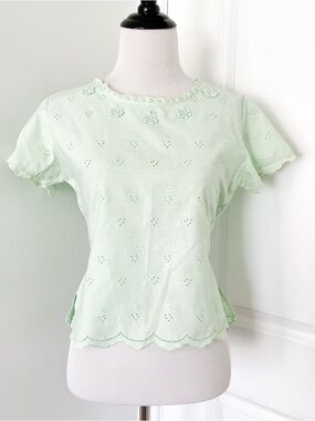 Vintage Vasutorn Light Green Eyelet Floral Short Sleeve Blouse with Tie Back